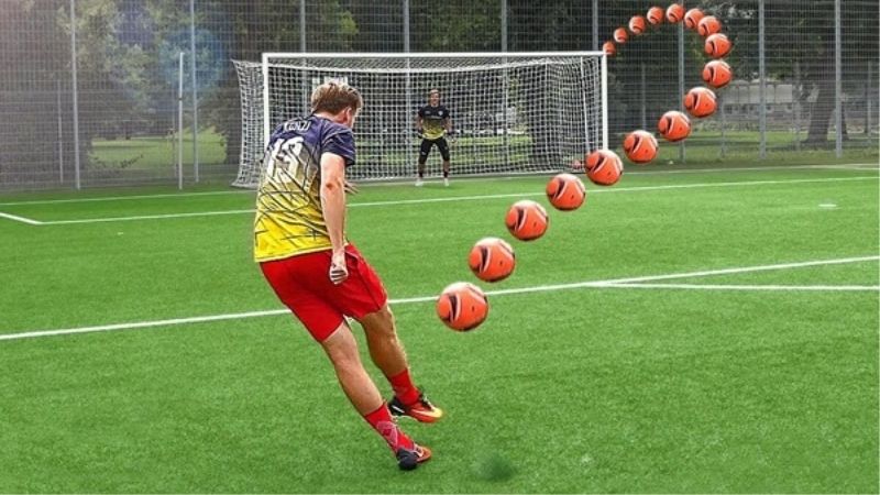 Cách Sút Bóng Xoáy Chuẩn Xác - Kỹ Thuật Khiến Thủ Môn Bó Tay